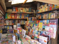 Antananarivo second hand book market 002.jpg
