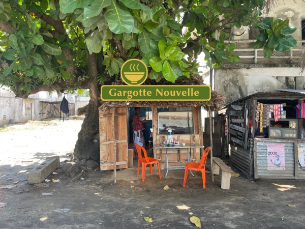 Gargotte Nouvelle 001.jpg