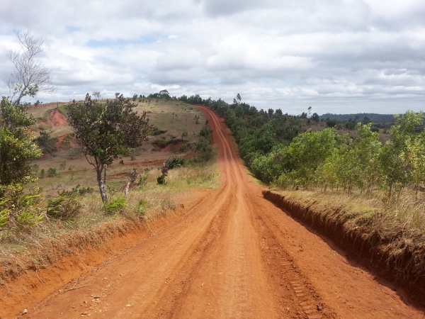 Sambava-Ambohimitsinjo-Farahalana-Sambava by bike 001.jpg