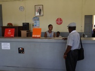 Sambava Post Office 002.jpg